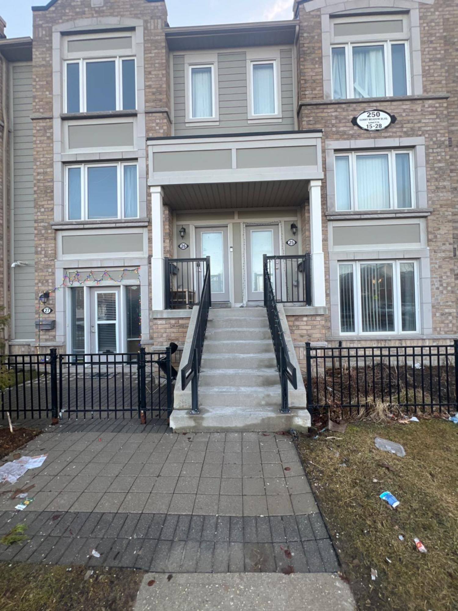 Private, Secure, Immaculate & Cozy Room Brampton Exterior foto